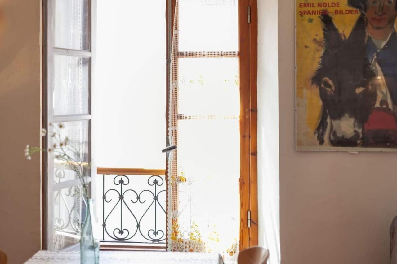 Sunny 1-Bed Apartment In Lovely Mountain Village La Brigue エクステリア 写真