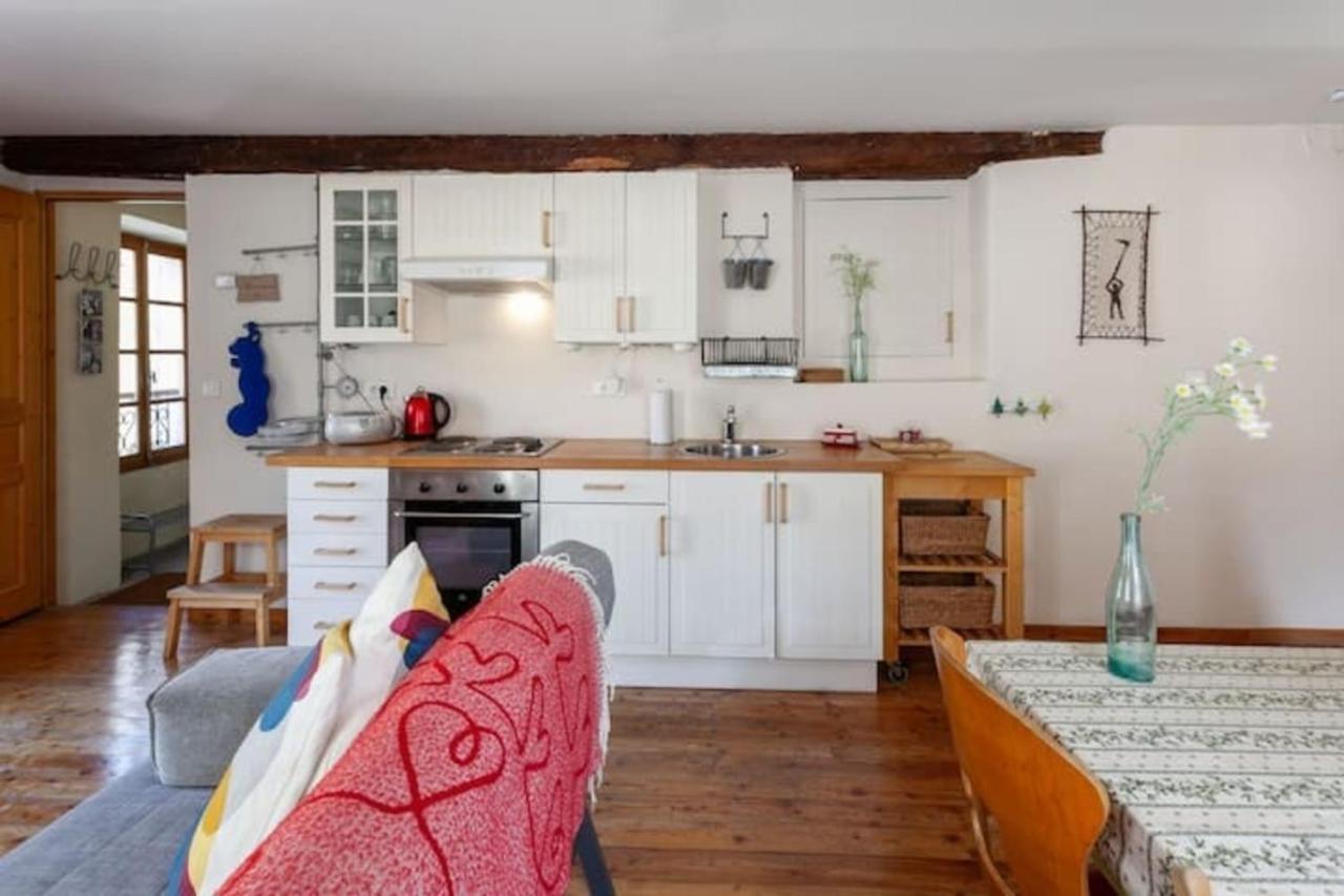 Sunny 1-Bed Apartment In Lovely Mountain Village La Brigue エクステリア 写真