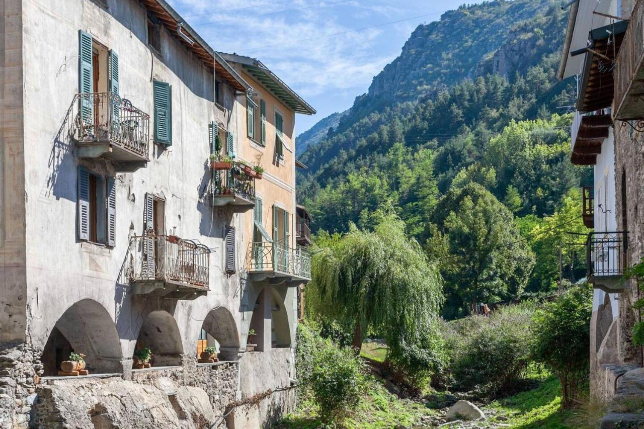 Sunny 1-Bed Apartment In Lovely Mountain Village La Brigue エクステリア 写真